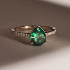 Green Emerald Pear Cut Ring in Gold