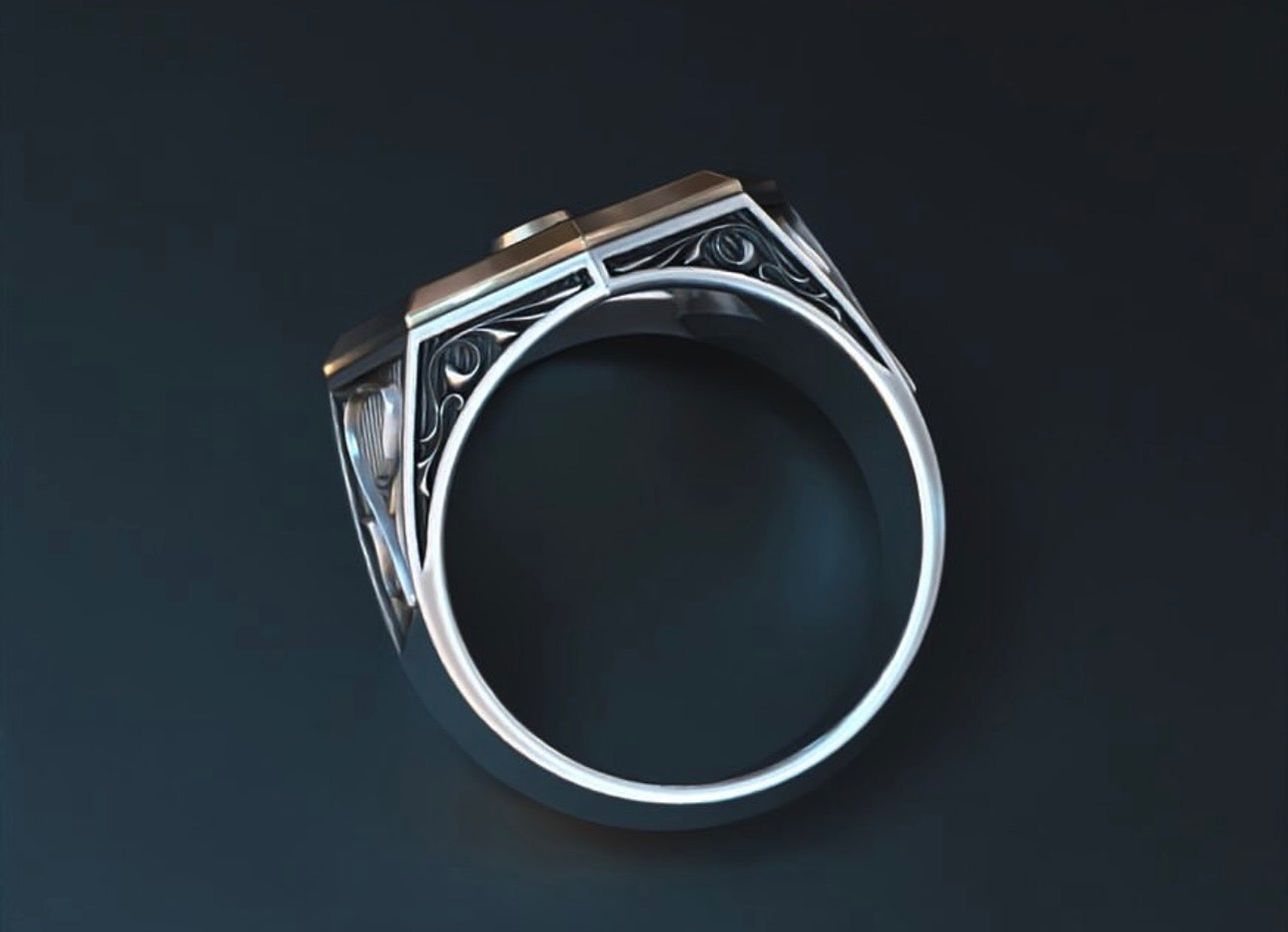 ROYAL CREST RING - Sterling Silver 925