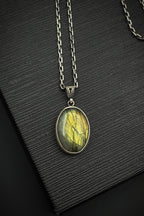 Labradorite Oval Necklace - S925 Sterling Silver