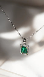 ETON EMERALD GREEN NECKLACE