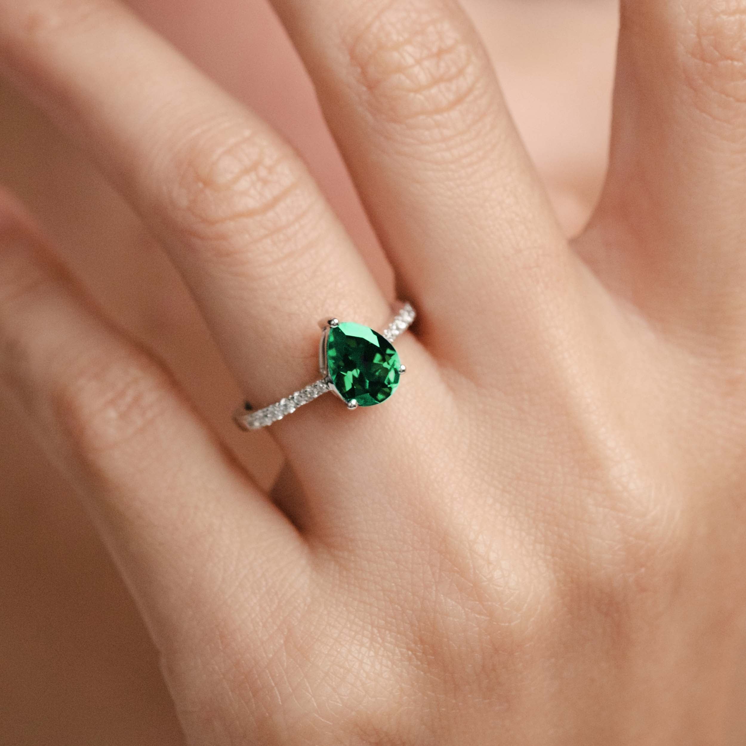 Green Emerald Pear Cut Ring in Silver