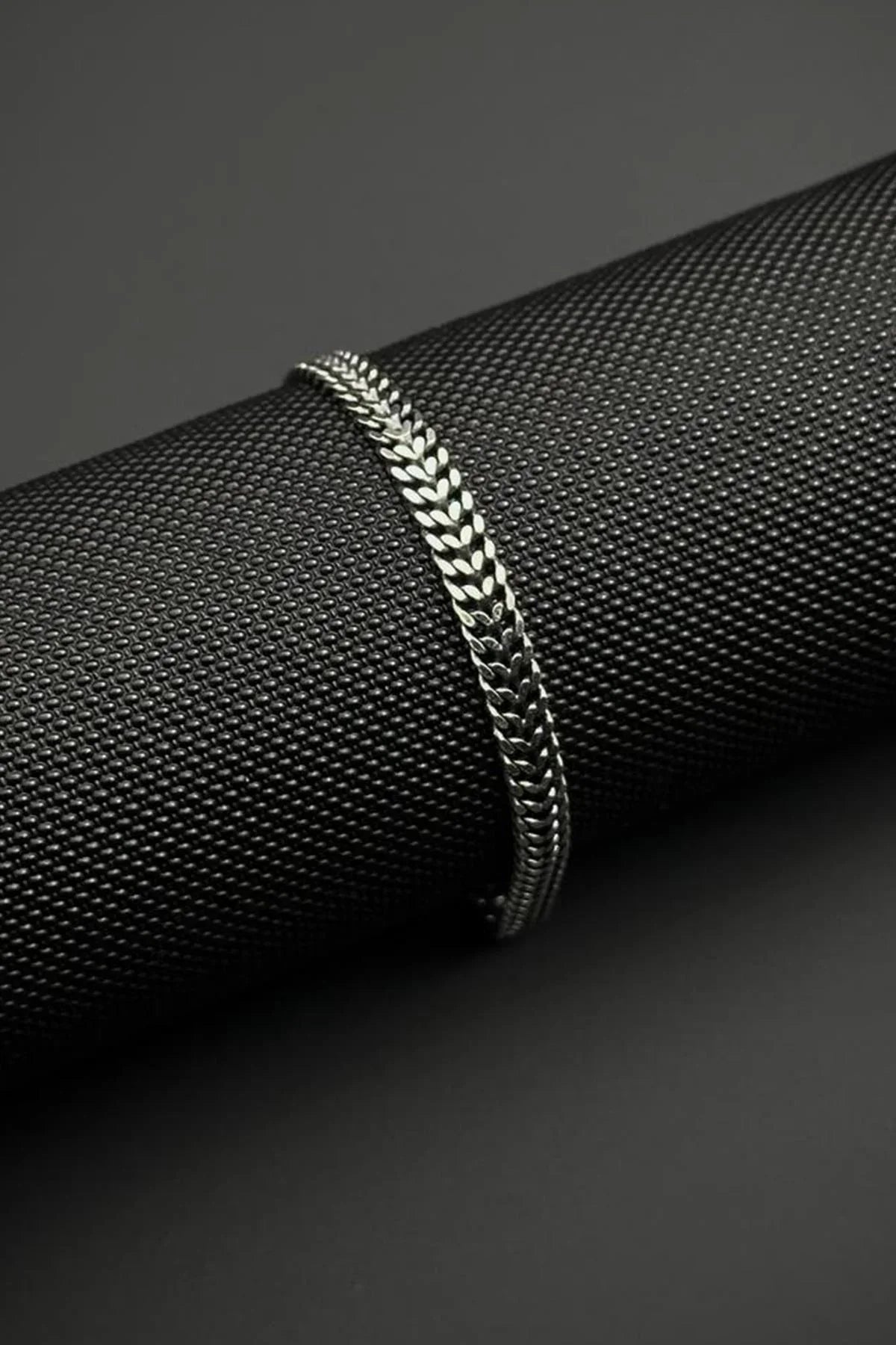Veloura Bracelet