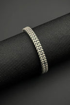 Double Arrows Bracelet