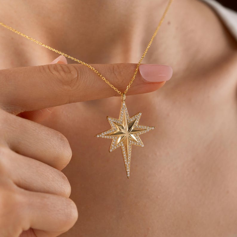 North Star Necklace - Gold