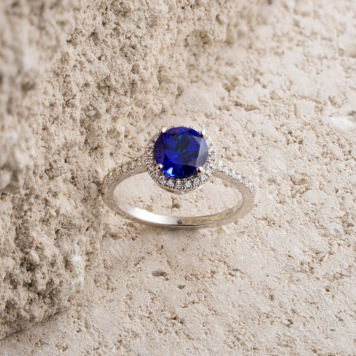 Blue Sapphire Halo Round Ring