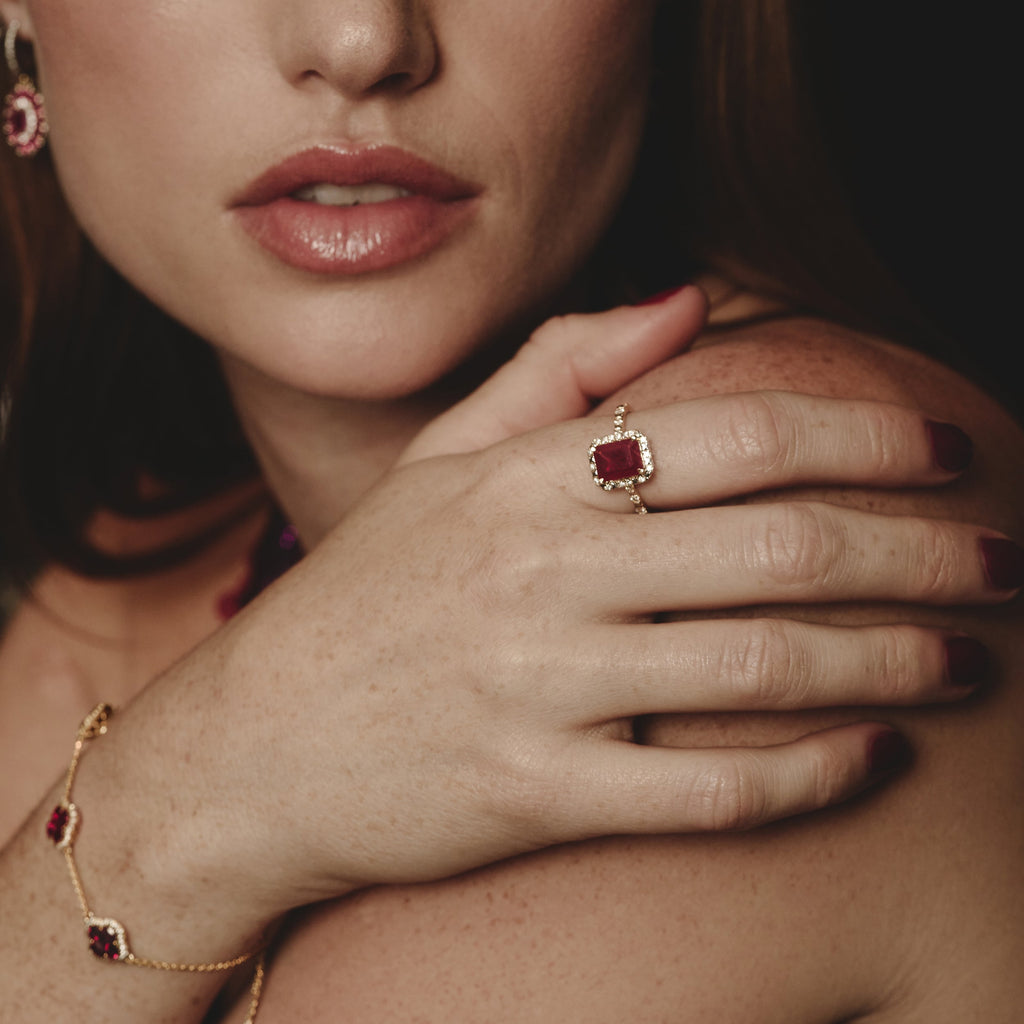 Ruby Peer Cut Ring in Gold