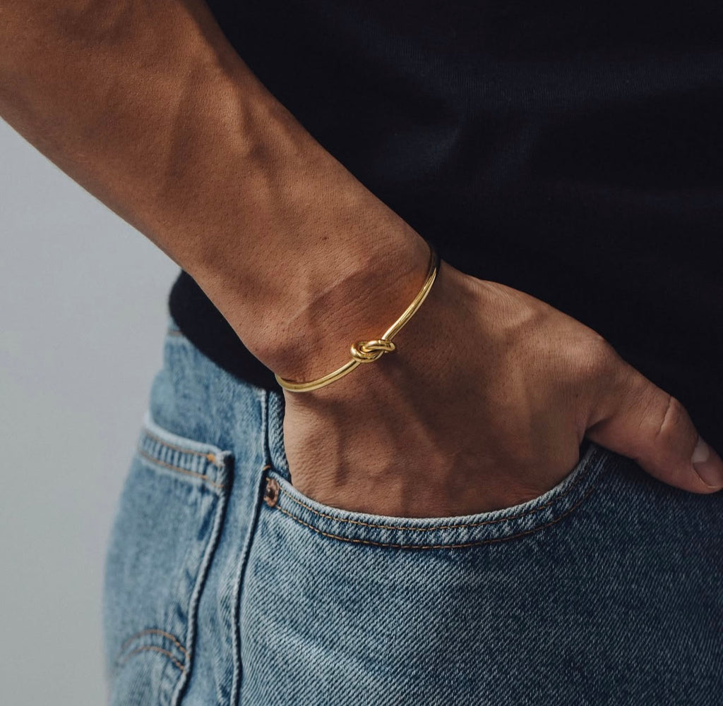Knot Bangle - Gold
