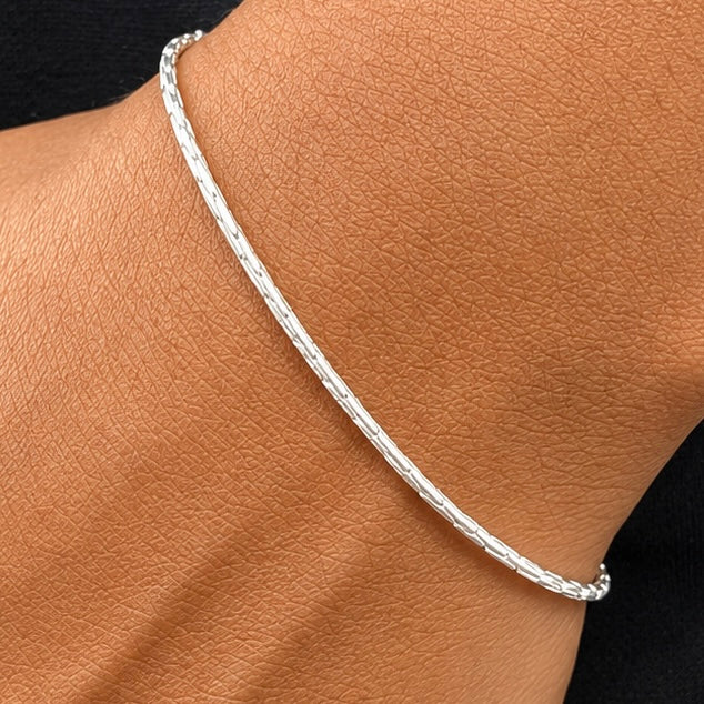 Sleek Slim Bone Bracelet for Men's Sterling Silver 925s-(20cm)