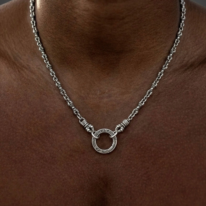 Royal Gothic Link Necklace