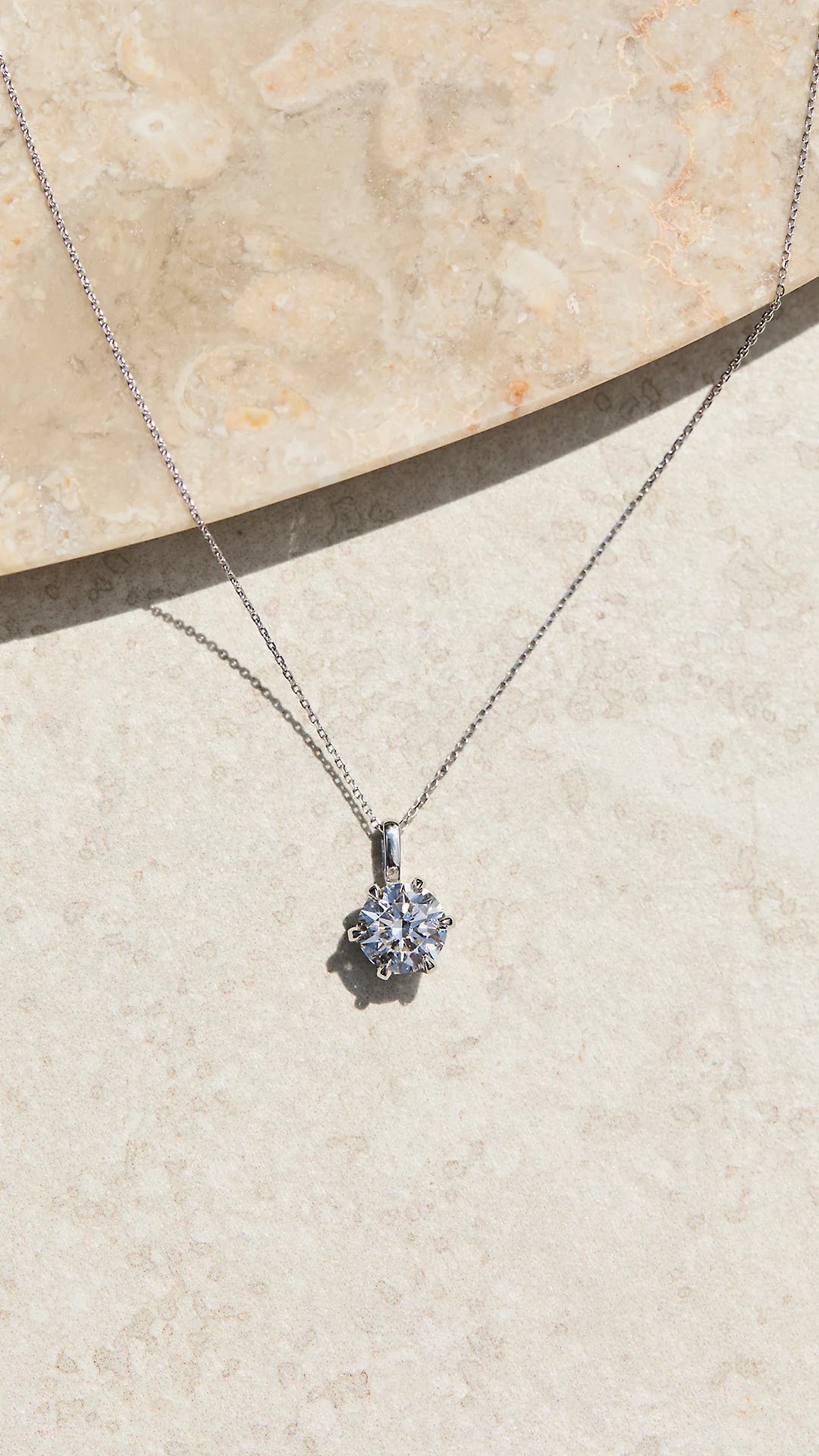 ELLE DIAMOND NECKLACE SILVER