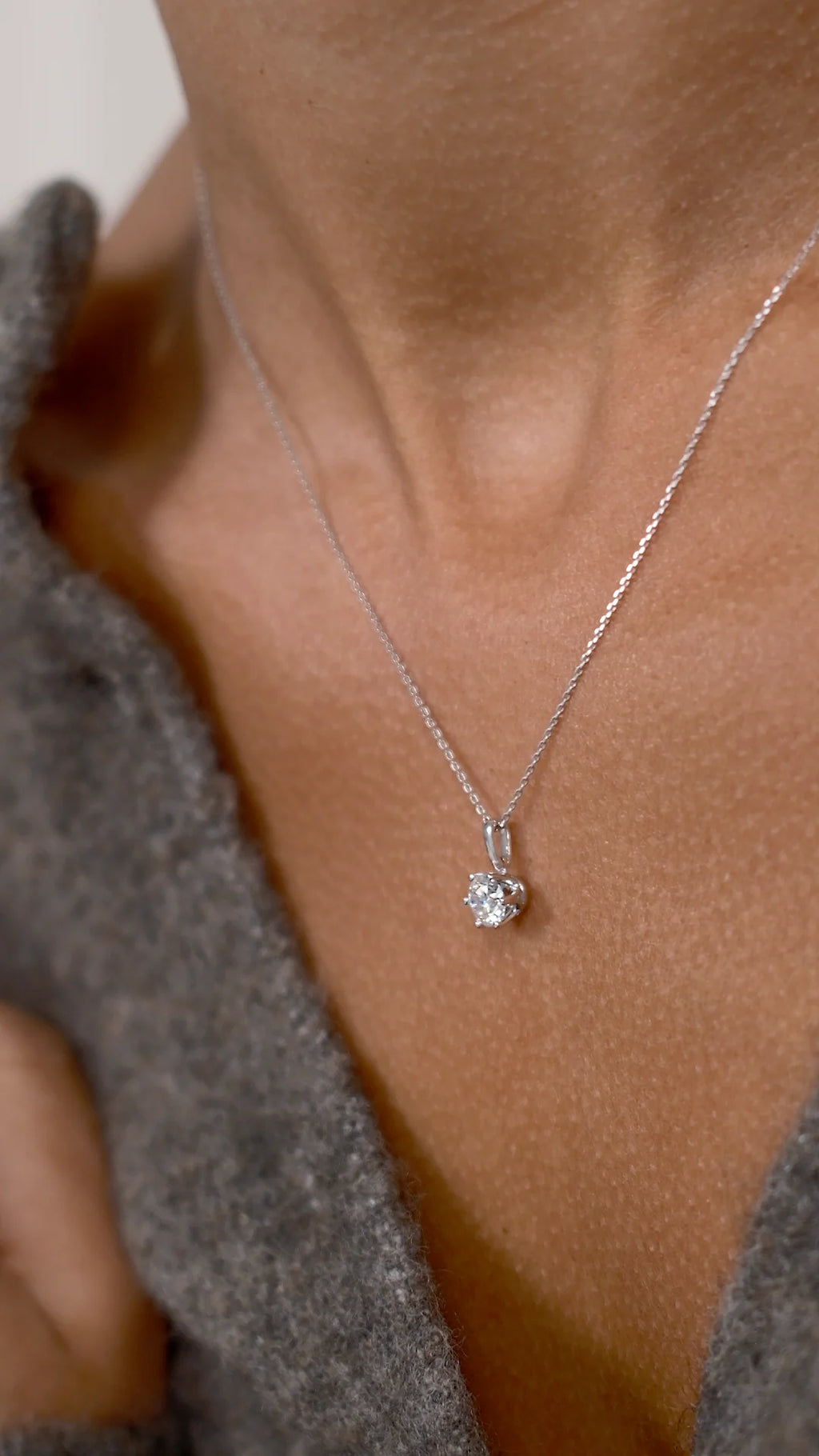 ELLE DIAMOND NECKLACE SILVER