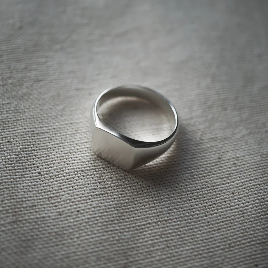 Clean Square Ring