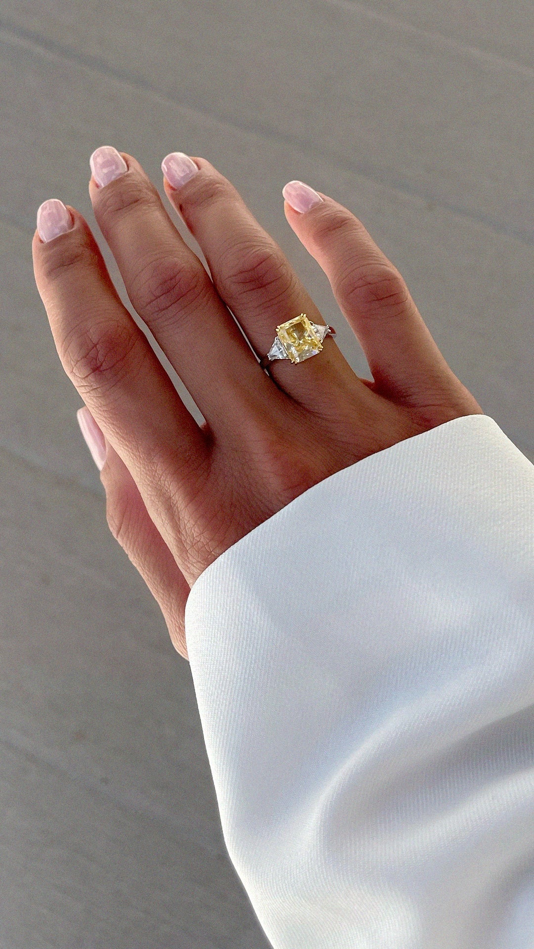 ALMA RING YELLOW