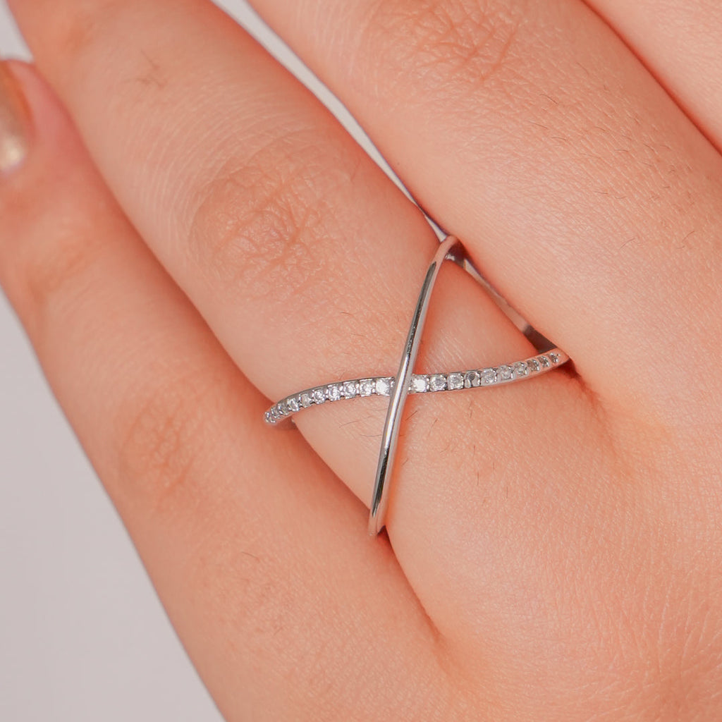 Dorelia Cross Ring