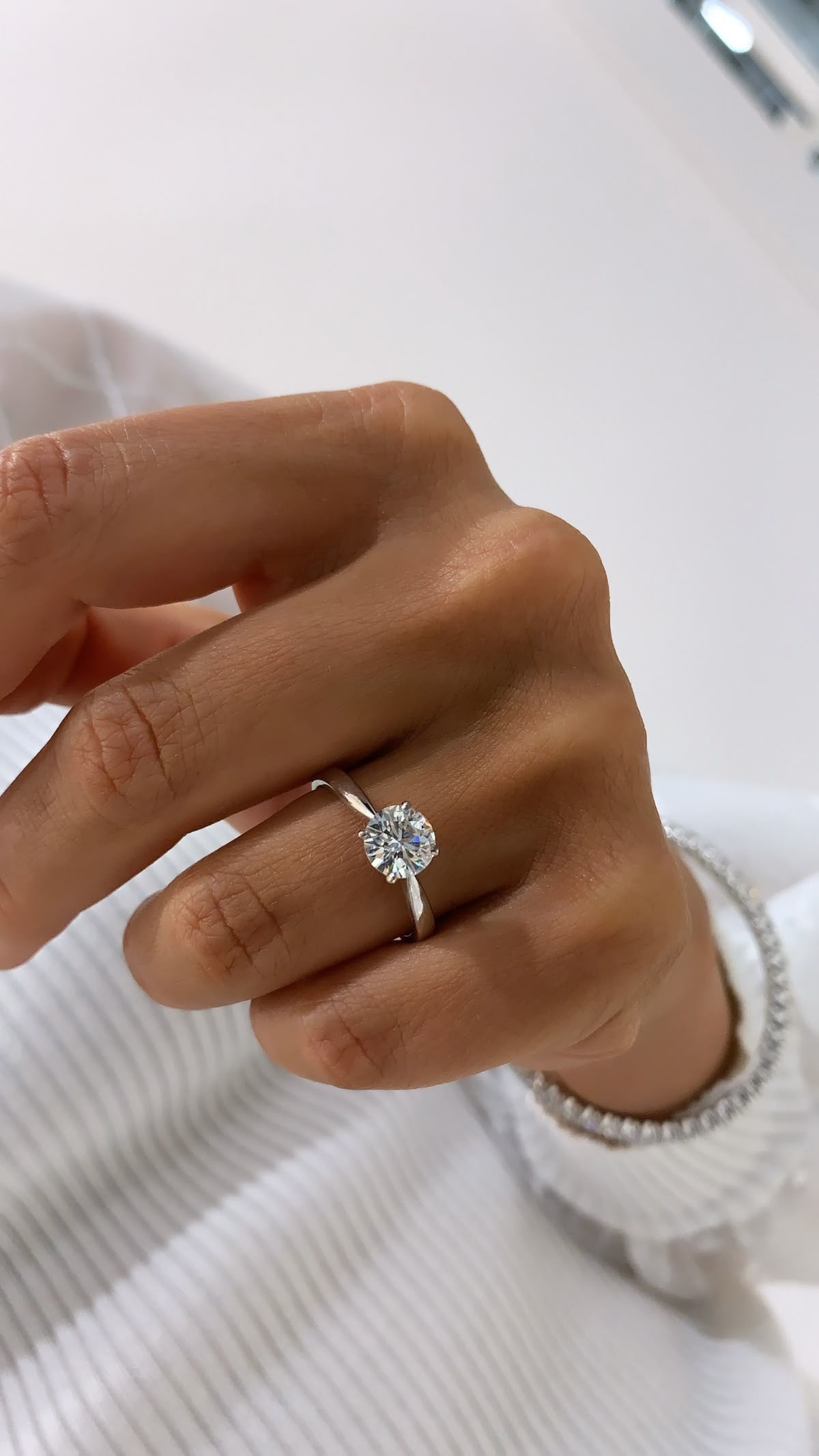 Round White Zircon Ring