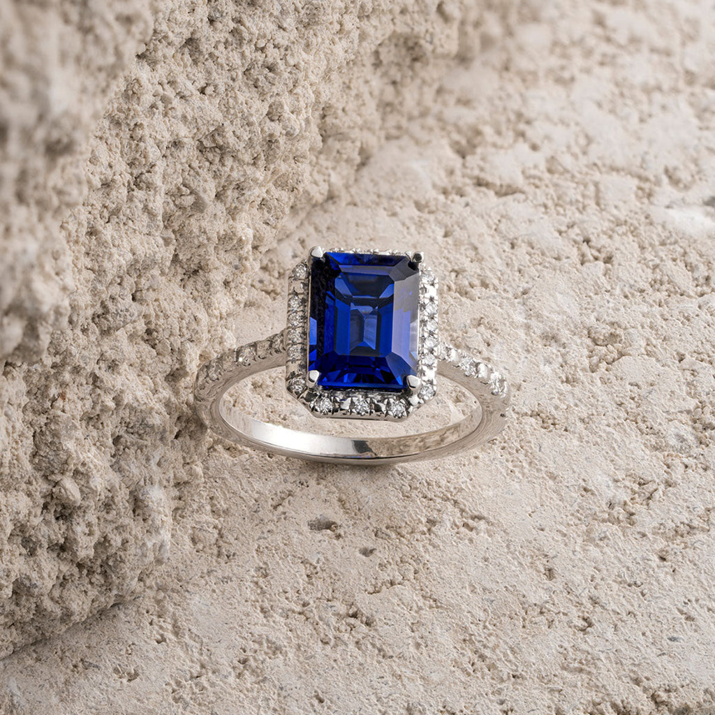Blue Sapphire Peer Cut Ring in Silver