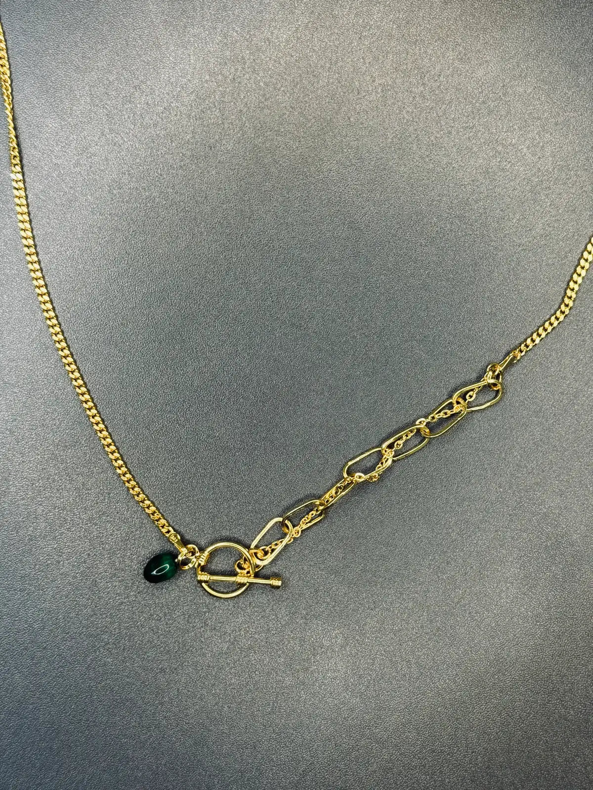 Sila Necklace