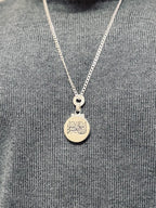 فان مع العسر اليسر Necklace