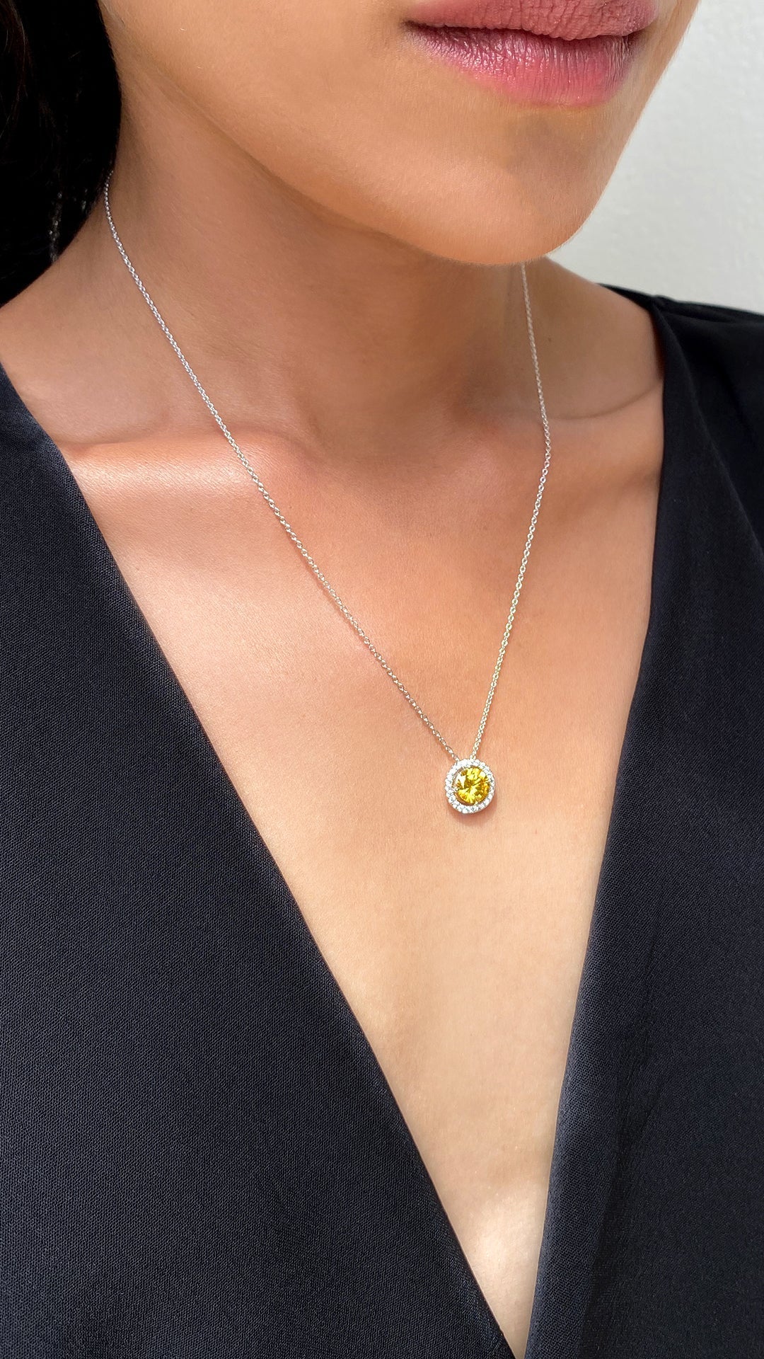 GWEN YELLOW NECKLACE