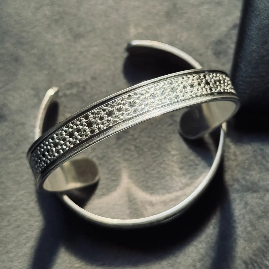 Arabic pattern bracelet