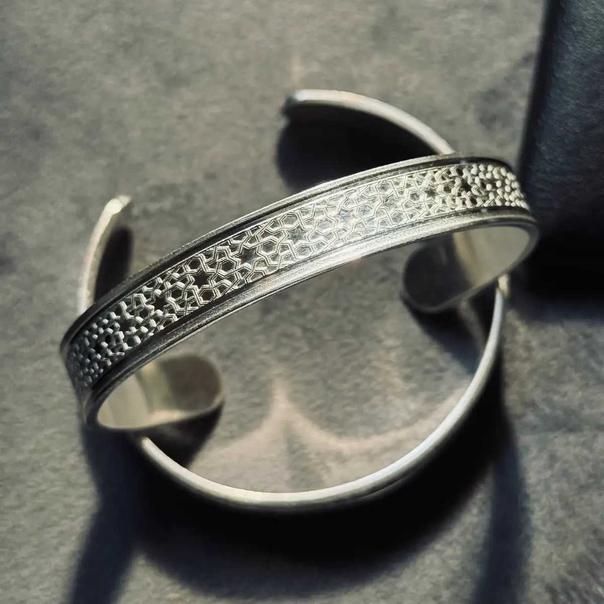 Arabic pattern bracelet