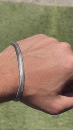 Sleek Bracelet in Sterling Silver 925s